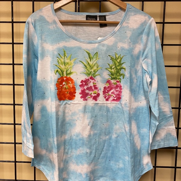 Women's soft tropical pineapple printed T shirt - Picture 1 of 2